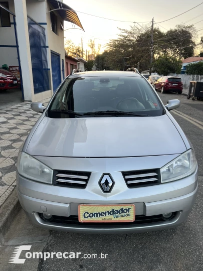MEGANE 2.0 Dynamique Grand Tour 16V