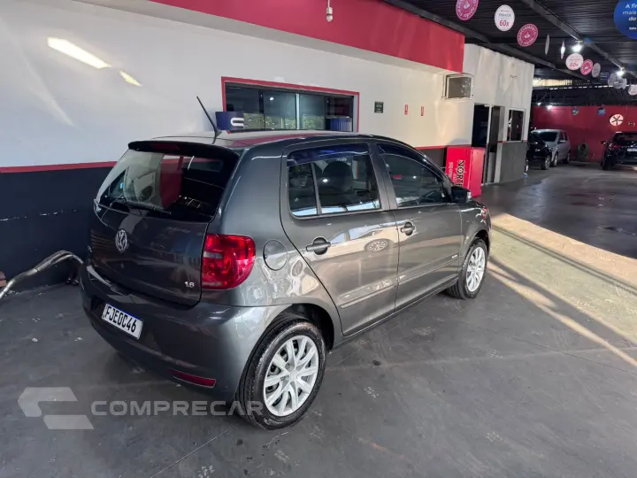 Fox 1.6 MI flex completo