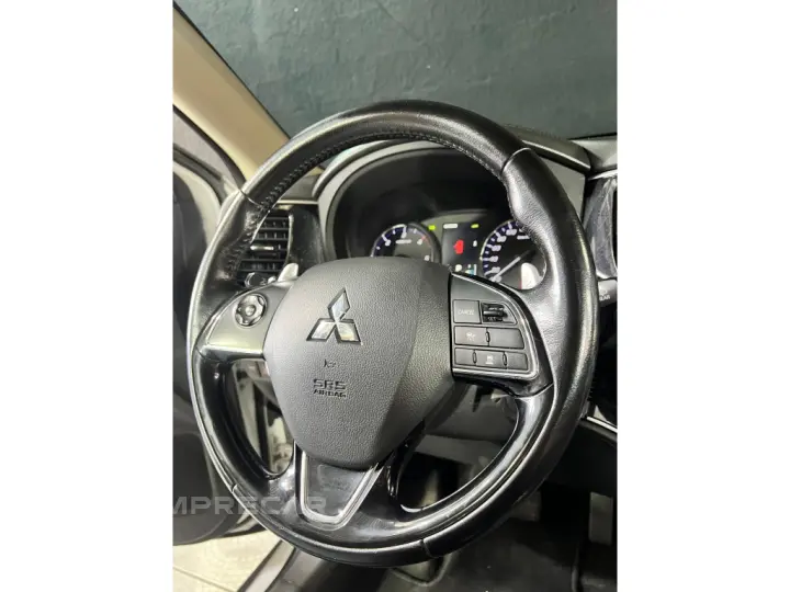 OUTLANDER 2.2 4X4 16V DIESEL 4P AUTOMÁTICO