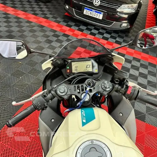 YZF R3 ABS