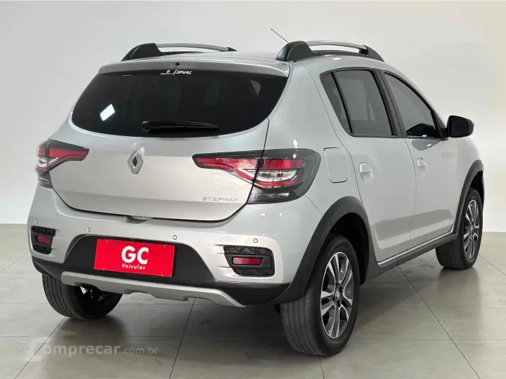 SANDERO 1.6 16V SCE FLEX STEPWAY ICONIC X-TRONIC