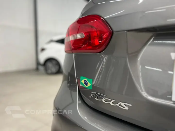 FOCUS 2.0 SE 16V FLEX 4P POWERSHIFT