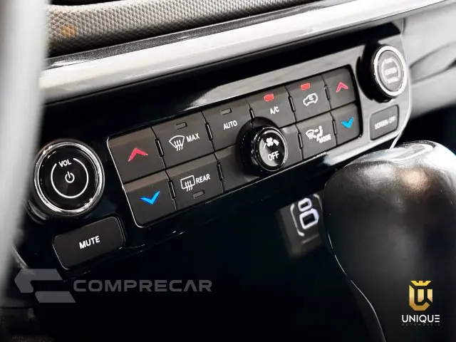 COMPASS - 1.3 T270 TURBO LONGITUDE AT6
