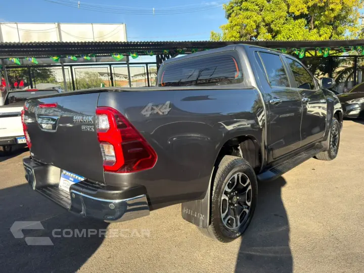 Hilux Caminhonete 2.8 16V SRX 4X4 DIESEL CABINE DUPLA AUTOMÁ