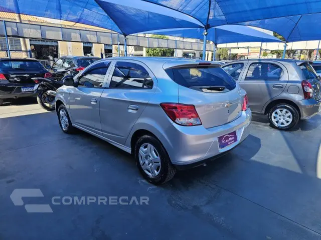 ONIX - 1.0 MPFI LT 8V 4P MANUAL