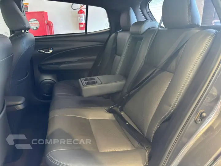 Yaris Hatch 1.5 16V 4P FLEX XLS CONNECT MULTIDRIVE AUTOMÁTIC