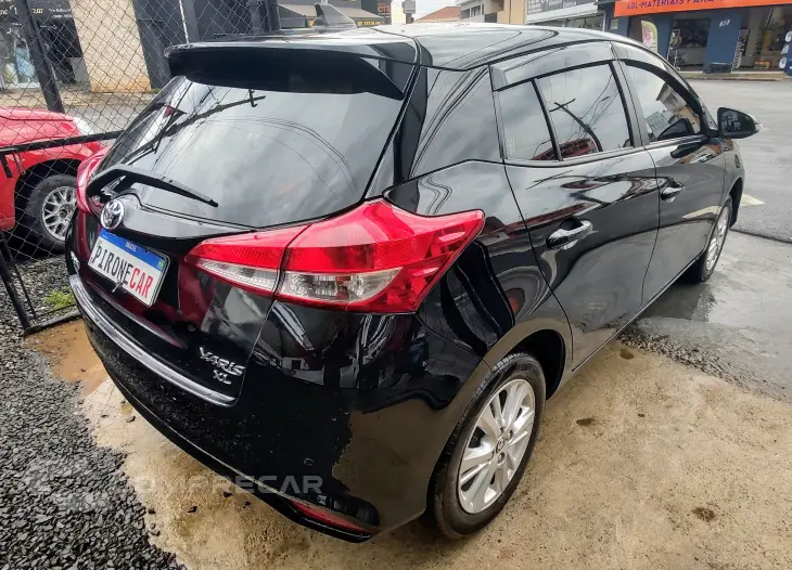 YARIS 1.3 16V XL