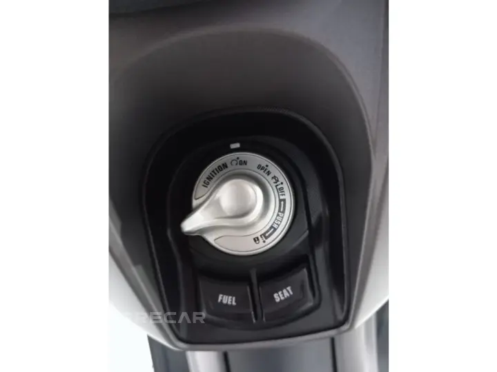 NMAX CONNECTED 160 SE ABS