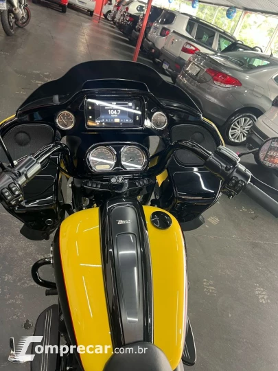 Road Glide Limited FLTRK 1800