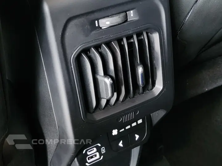 COMMANDER 1.3 T270 TURBO FLEX LONGITUDE AT6