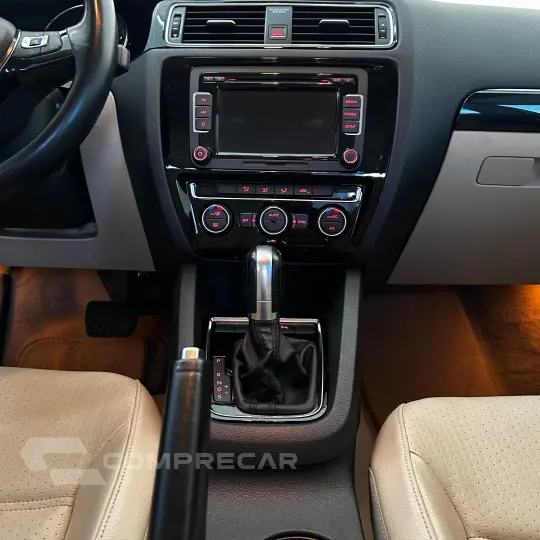 JETTA 2.0 TSI Highline 211cv
