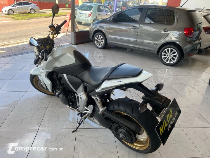 CB1000 R