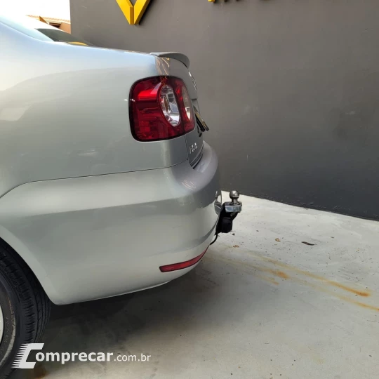 Polo Sed./Sed. COMF. 2.0/2.0 Flex 8V 4p