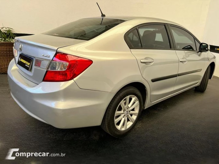 CIVIC 1.8 LXS 16V FLEX 4P AUTOMATICO