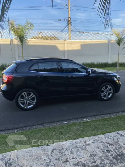 GLA 200 1.6 CGI Style 7g-dct