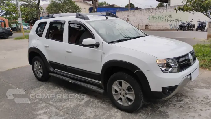 Renault Duster Dinamic 1.6 automático