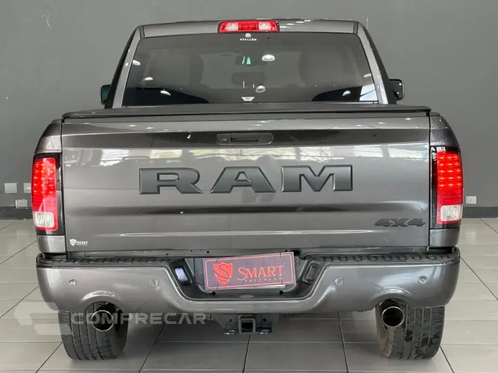 CLASSIC 5.7 V8 GASOLINA LARAMIE CD 4X4 AUTOMÁTICO