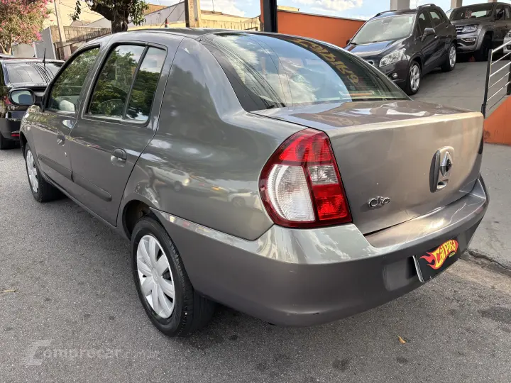 CLIO 1.0 Authentique Sedan 16V