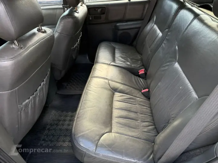 BLAZER 4.3 SFI DLX EXECUTIVE