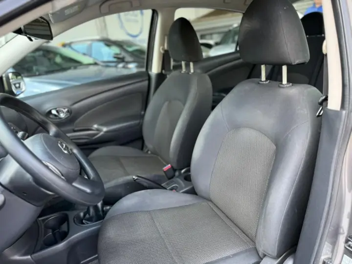 VERSA SL 1.6 16V Flex Fuel 4p Mec.