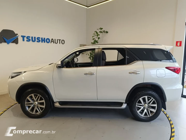 HILUX SW4 2.8 SRX 4X4 16V TURBO INTERCOOLER DIESEL 4P AUTOMÁ