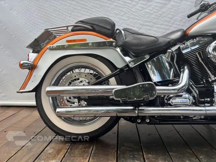 HARLEY-DAVIDSON SOFTAIL DELUXE