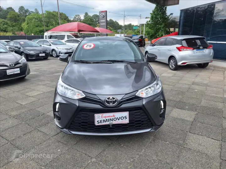 YARIS 1.5 16V FLEX SEDAN XL MULTIDRIVE