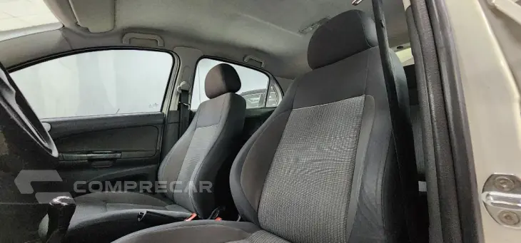Gol (novo) 1.0 Mi Total Flex 8V 4p