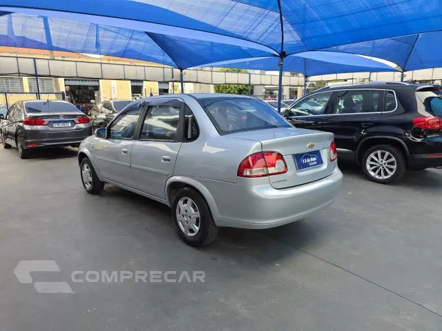 CLASSIC - 1.0 MPFI LS 8V 4P MANUAL