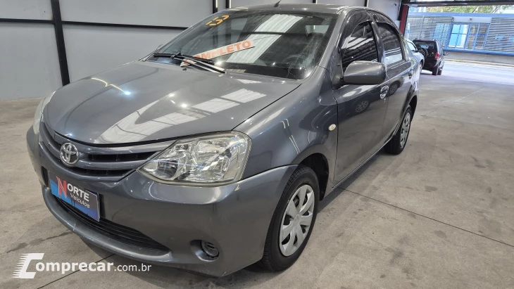 ETIOS 1.5 XS Sedan 16V