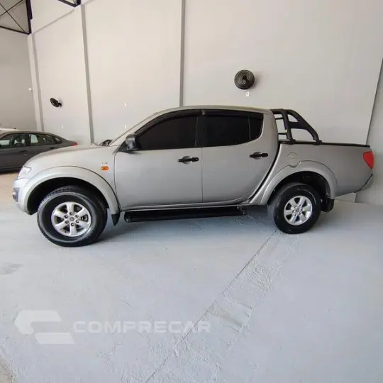 L200 TRITON 2.4 HLS