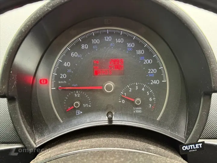NEW BEETLE 2.0 MI 8V GASOLINA 2P TIPTRONIC
