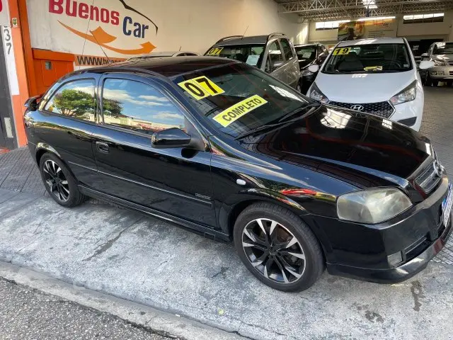 ASTRA HATCH - 2.0 MPFI ADVANTAGE 8V 2P MANUAL