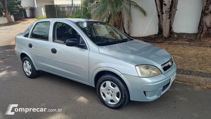 CORSA 1.4 MPFI Maxx Sedan 8V