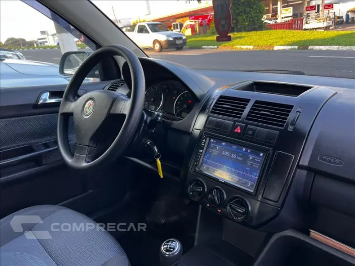POLO SEDAN 1.6 MI 8V