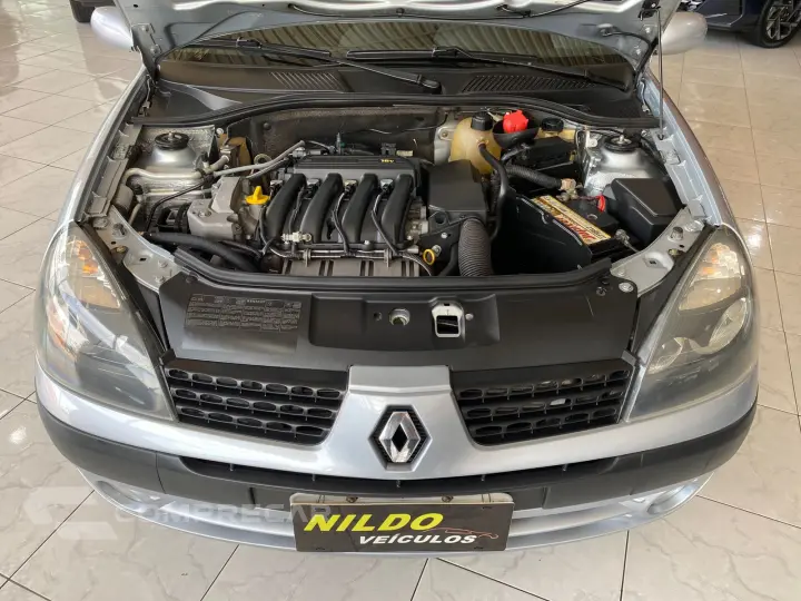 CLIO 1.6 Privilége Sedan 16V