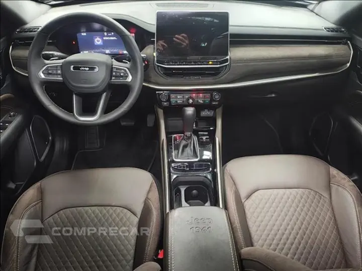 COMMANDER 1.3 T270 Turbo Overland