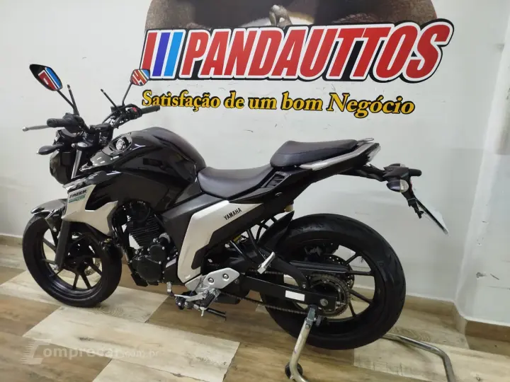 Fazer FZ25