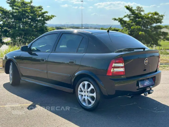 ASTRA 2.0 MPFI Advantage 8V