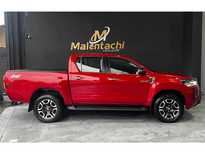 HILUX 2.8 D-4D TURBO DIESEL CD SRX 4X4 AUTOMÁTICO