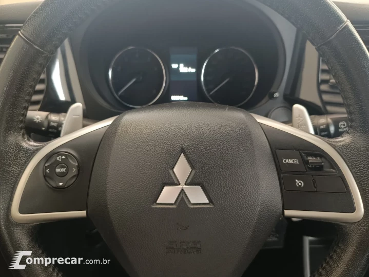 OUTLANDER 2.0 16V 4P AUTOMÁTICO