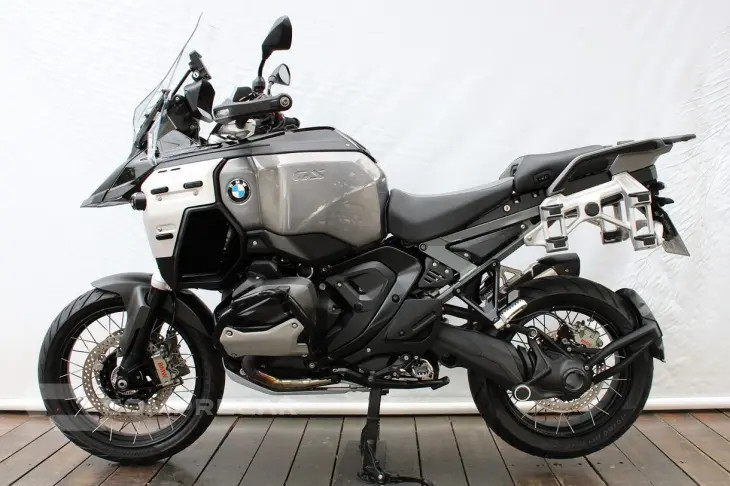 BMW R 1300 GS ADVENTURE TRIPLE BLACK