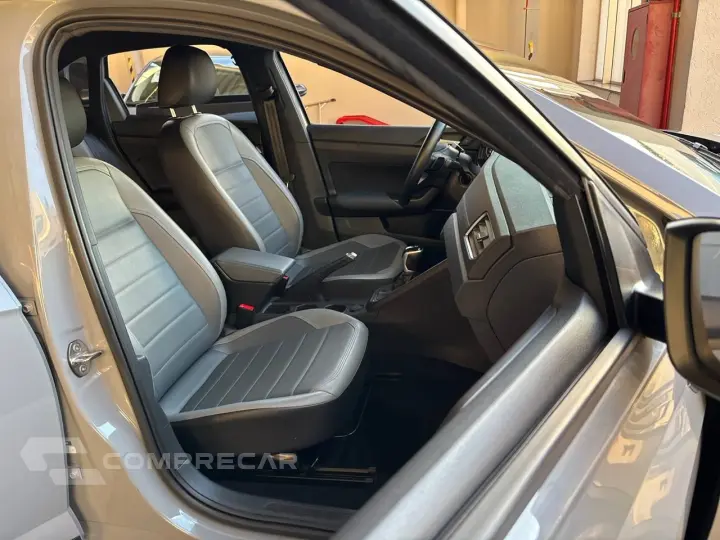 Nivus Highline 1.0 200 TSI Flex Aut.
