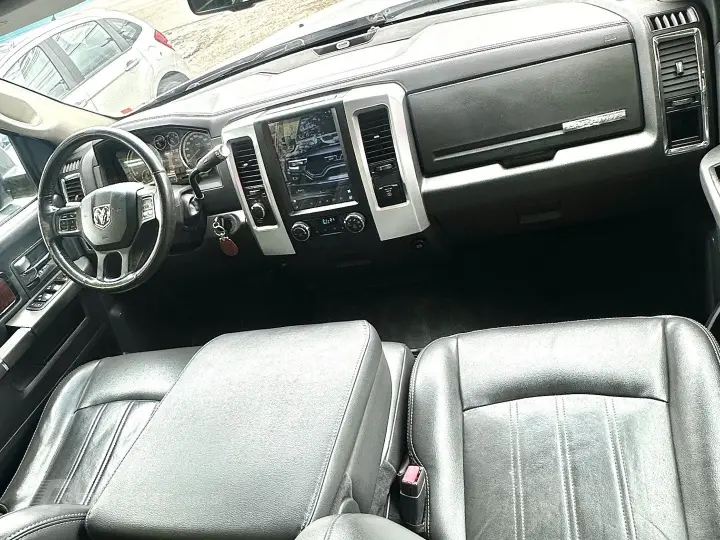 2500 6.7 LARAMIE 4X4 CD I6 TURBO DIESEL 4P AUTOMÁTICO