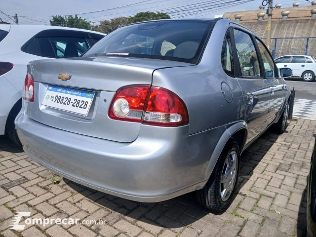 CLASSIC - 1.0 MPFI LS 8V 4P MANUAL