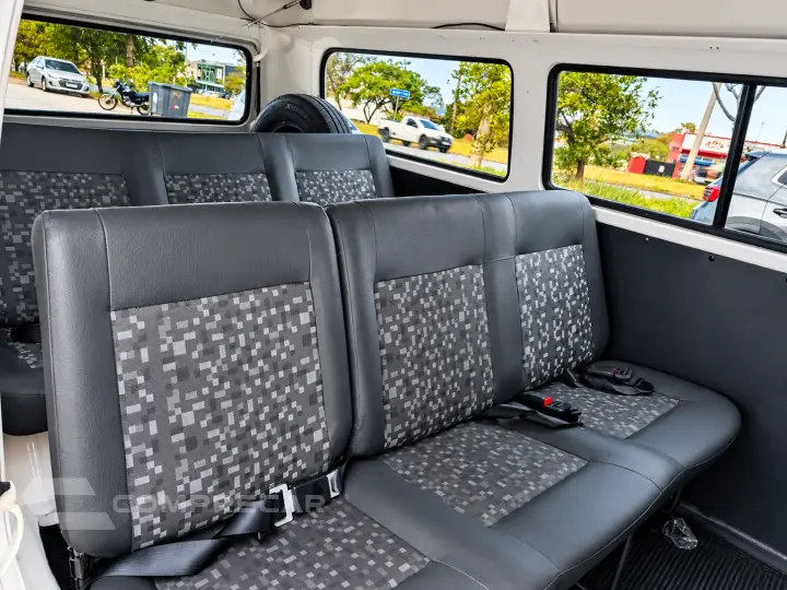 KOMBI 1.4 MI STD Lotação 8V