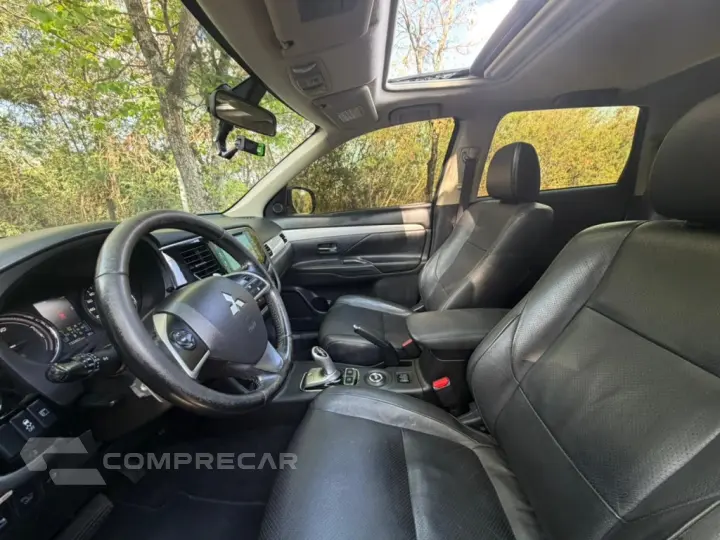 OUTLANDER 2.0 PHEV 16V HÍBRIDO 4P AUTOMÁTICO