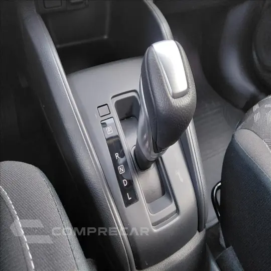 KICKS PLAY 1.6 16V FLEXSTART SENSE XTRONIC