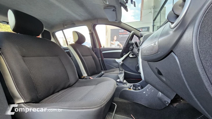 SANDERO STEPWAY Hi-Flex 1.6 16V 5p