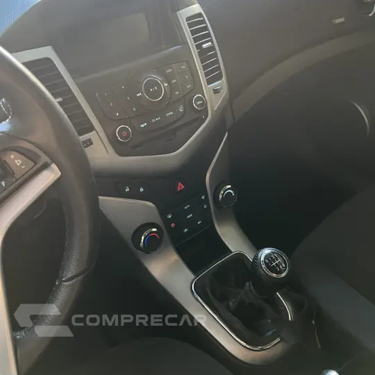 CRUZE LT 1.8 16V FlexPower 4p Mec.